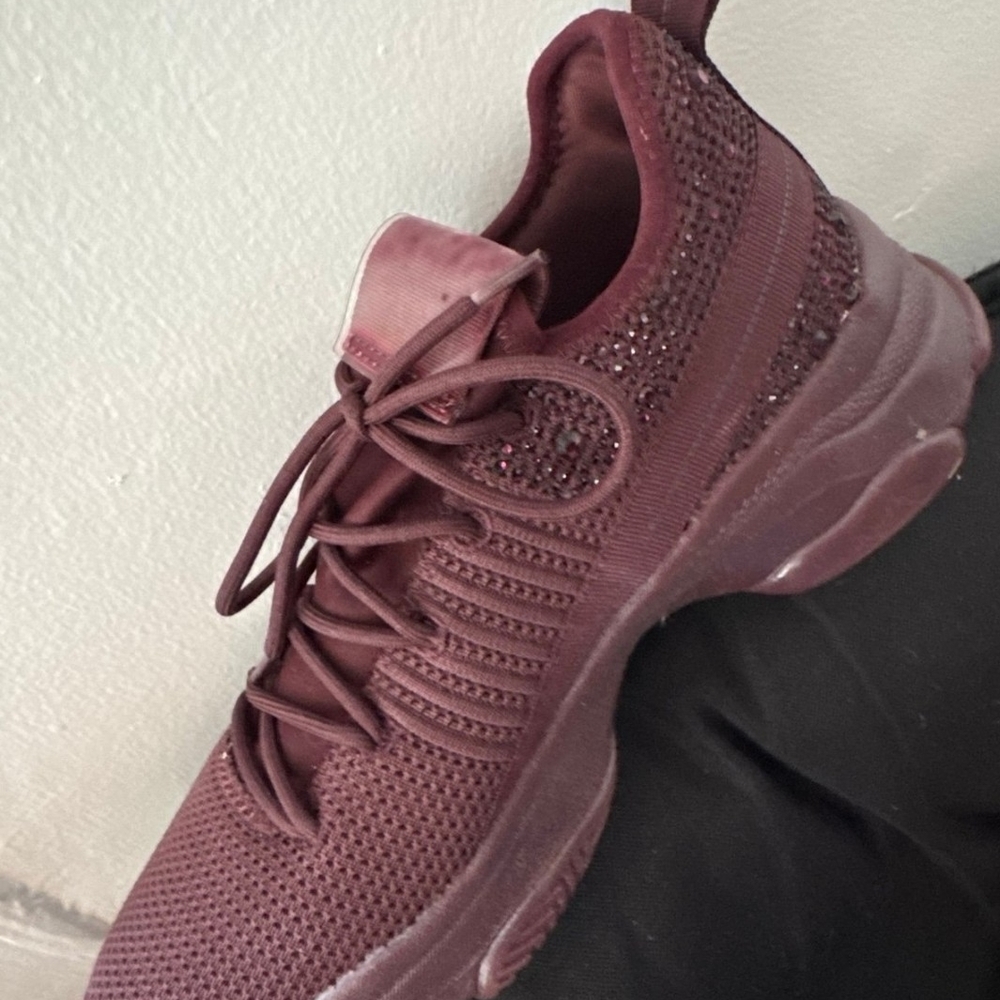 Women's Burgundy Athletic Sneakers